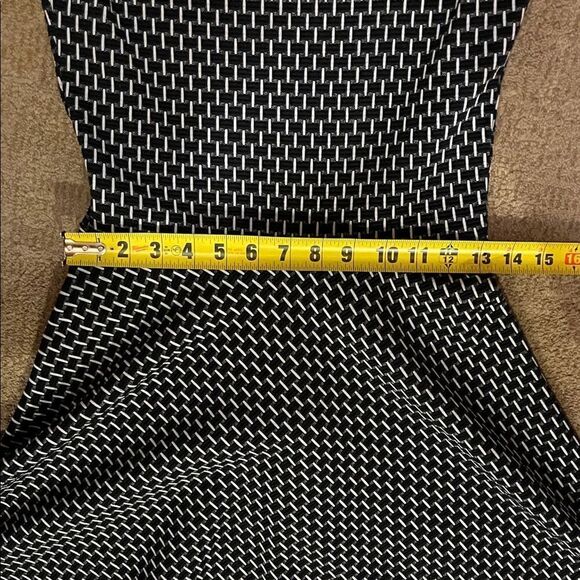 Leota Black and White Geometric Mini Dress - Picture 8 of 10